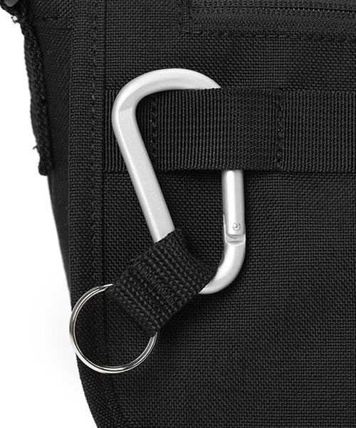 Manhattan Portage(マンハッタンポーテージ)の「Casual Messenger Bag JR Utility 2022(メッセンジャーバッグ・メンズ・ブラック/カーキ・MEDIUM)」の12枚目の写真