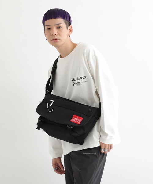Manhattan Portage(マンハッタンポーテージ)の「Casual Messenger Bag JR Utility 2022(メッセンジャーバッグ・メンズ・ブラック/カーキ・MEDIUM)」の14枚目の写真