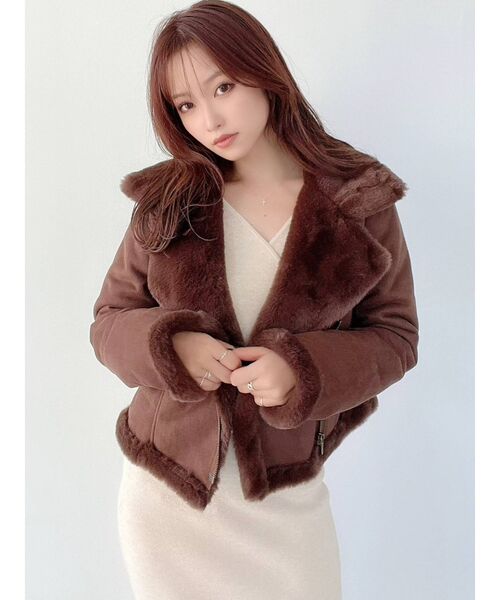 RESEXXY（リゼクシー）の「フェイクムートンブルゾン【セットアップ着用可能】（ブルゾン・レディース・ピンク/アイボリー/ブラック/ブラウン・FREE）」の5枚目の写真