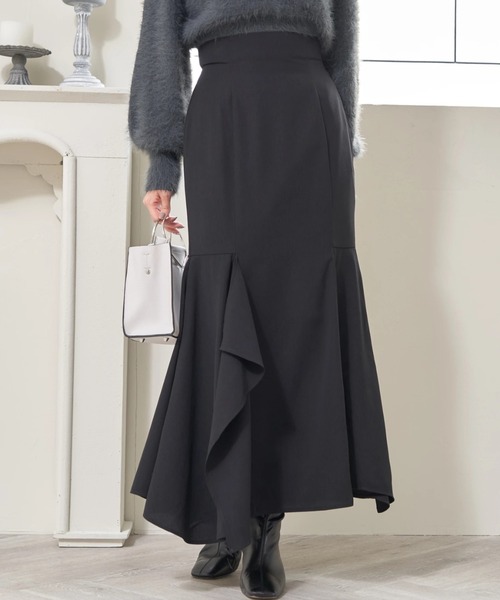 earth music&ecology（アースミュージックアンドエコロジー）の「アシンメトリーマーメードスカート（スカート・レディース・ブラック/ベージュ/サックスブルー・S/M）」の2枚目の写真