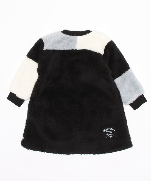 RAGMART（ラグマート）の「ファーパッチワークワンピース（ワンピース・キッズ・ブラック/アイボリー・80ｃｍ/90cm/95cm）」の5枚目の写真
