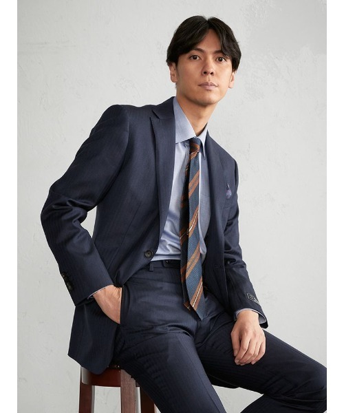 Perfect Suit FActory(パーフェクトスーツファクトリー)の「【Super110'S】WEB限定セットアップスーツ ウール100% ヘリンボーン グレー/ネイビー(スーツセット・メンズ・ブルー/ライトグレー・Y7/Y4/AB7/Y5/A5/AB6/Y8/AB5/A7/A4/A8/Y6/AB8/AB4/A6)」の3枚目の写真