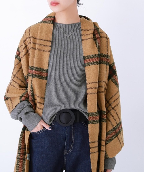 osharewalker（オシャレウォーカー）の「『配色チェック柄ストール』（ストール/ショール・レディース・キャメル/グリーン・FREE）」の3枚目の写真