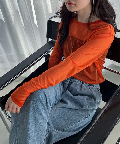feepur(フェピュール)の「ラメシアーカットソー(Tシャツ/カットソー・レディース・オレンジ/ブラウン/ピンク/ブラック/オフホワイト/ブルー・MEDIUM)」の6枚目の写真