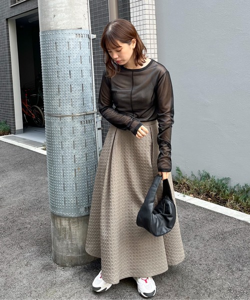 feepur(フェピュール)の「ラメシアーカットソー(Tシャツ/カットソー・レディース・オレンジ/ブラウン/ピンク/ブラック/オフホワイト/ブルー・MEDIUM)」の14枚目の写真