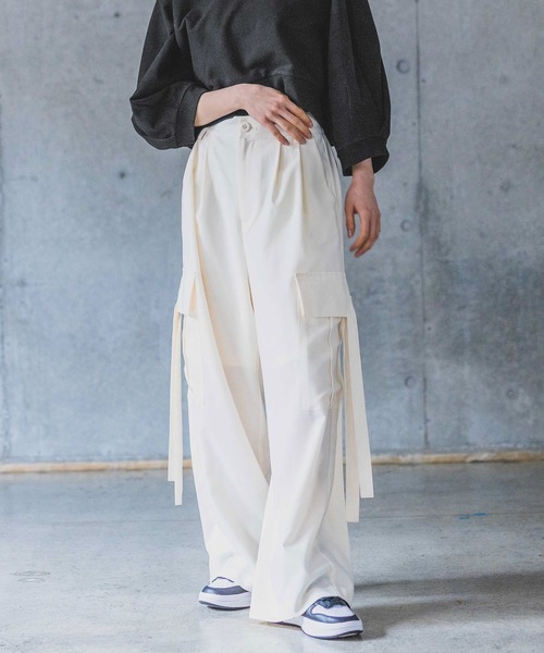 PAGEBOY（ページボーイ）の「クリアカーゴスラックス（スラックス・レディース・オフホワイト/カーキ/ブラック・FREE）」の2枚目の写真