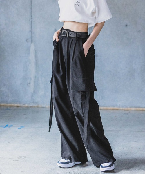 PAGEBOY（ページボーイ）の「クリアカーゴスラックス（スラックス・レディース・オフホワイト/カーキ/ブラック・FREE）」の3枚目の写真