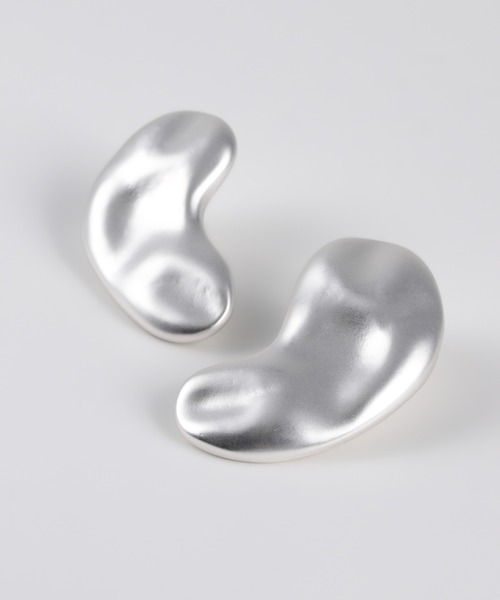 Nothing And Others(ナッシングアンドアザーズ)の「「Nothing And Others/ナッシングアンドアザーズ」Direction asymmetry Earring(イヤリング・レディース・シルバー・FREE)」の4枚目の写真