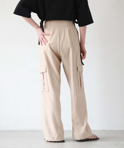 archives（アルシーヴ）の「フロントＺＩＰカーゴパンツ（カーゴパンツ・レディース・グリーン/オフホワイト/ベージュ/ブラック/モカ・MEDIUM）」の12枚目の写真
