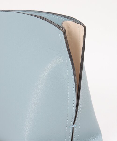 LBC(エルビーシー)の「配色合皮アオリショルダーバッグ(ショルダーバッグ・レディース・ブラック/ベージュ/ブルー系・FREE)」の9枚目の写真