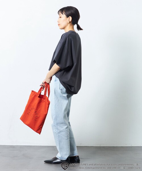 FREAK'S STORE(フリークスストア)の「【限定展開】Looney Tunes/ルーニー トゥーンズ 別注プリントTシャツ(Tシャツ/カットソー・レディース・オフホワイト/ブラック・ONE SIZE)」の7枚目の写真