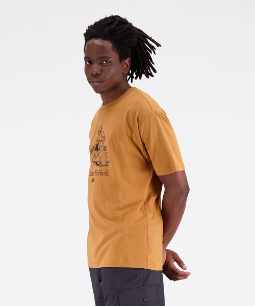 NEW BALANCE(ニューバランス)の「NB Essentials Caf NB ショートスリーブTシャツ(Tシャツ/カットソー・メンズ・ブラウン系その他/オフホワイト・MEDIUM/SMALL/LARGE/XX-LARGE/X-LARGE)」の7枚目の写真