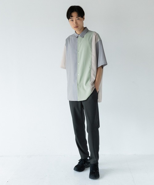 専用① LOWRYS FARM（ローリーズファーム）の「パネルデザインシャツ