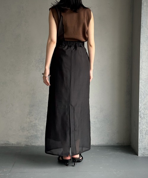 &g'aime（アンジェム）の「【&g’aime】メローシアー切替ニット（ニット/セーター・レディース・チャコールグレー/ブラック/ブラウン/グレイッシュベージュ・FREE）」の20枚目の写真
