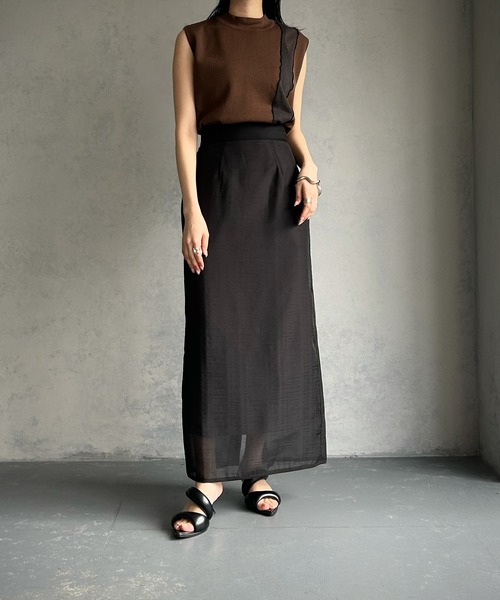 &g'aime（アンジェム）の「【&g’aime】メローシアー切替ニット（ニット/セーター・レディース・チャコールグレー/ブラック/ブラウン/グレイッシュベージュ・FREE）」の17枚目の写真