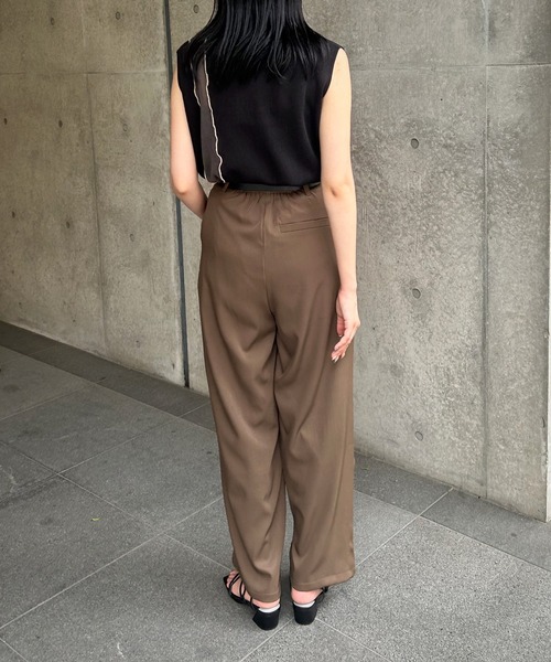 &g'aime（アンジェム）の「【&g’aime】メローシアー切替ニット（ニット/セーター・レディース・チャコールグレー/ブラック/ブラウン/グレイッシュベージュ・FREE）」の10枚目の写真
