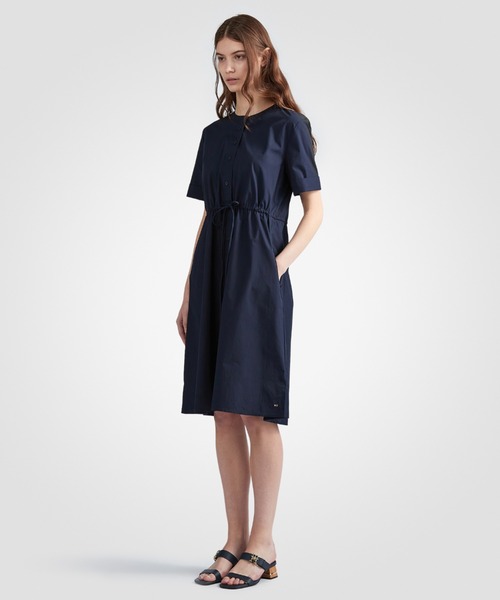TOMMY HILFIGER(トミーヒルフィガー)の「ショートスリーブニーシャツワンピース(ワンピース・レディース・ネイビー/ベージュ・34inch/32inch/36inch)」の3枚目の写真
