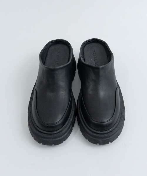 Fabby fabby(ファビィーファビィー)の「タンク底サボサンダル(サンダル・レディース・ベージュ/ブラック・SMALL/MEDIUM/LARGE)」の13枚目の写真