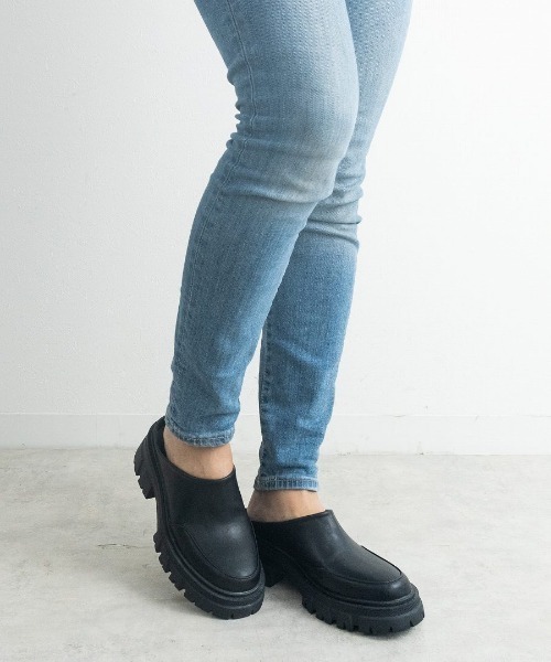 Fabby fabby(ファビィーファビィー)の「タンク底サボサンダル(サンダル・レディース・ベージュ/ブラック・SMALL/MEDIUM/LARGE)」の16枚目の写真