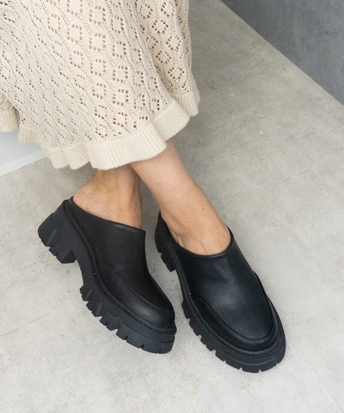 Fabby fabby(ファビィーファビィー)の「タンク底サボサンダル(サンダル・レディース・ベージュ/ブラック・SMALL/MEDIUM/LARGE)」の17枚目の写真