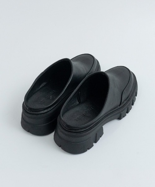 Fabby fabby(ファビィーファビィー)の「タンク底サボサンダル(サンダル・レディース・ベージュ/ブラック・SMALL/MEDIUM/LARGE)」の19枚目の写真