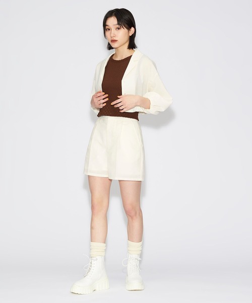 FOREVER 21(フォーエバー トゥエンティーワン)の「リネン混タックハーフパンツ(その他パンツ・レディース・ブラック/ホワイト/ピンク系その他3・MEDIUM/SMALL)」の15枚目の写真
