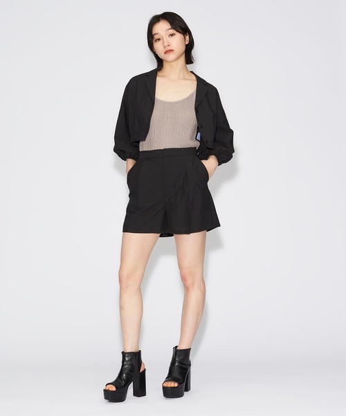 FOREVER 21(フォーエバー トゥエンティーワン)の「リネン混タックハーフパンツ(その他パンツ・レディース・ブラック/ホワイト/ピンク系その他3・MEDIUM/SMALL)」の13枚目の写真