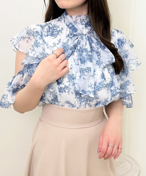 INGNI(イング)の「モノトーン花柄シアーフリルノースリブラウス(シャツ/ブラウス・レディース・ホワイト×ネイビー/ホワイト×ブラック・M)」の16枚目の写真