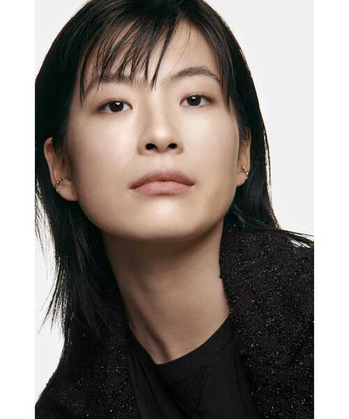 CHANEL（シャネル）の「レ ベージュ ヘルシー グロウ クッション クッション ファンデーション（フレッシュで明るいつやのある仕上がり）SPF 30/PA+++（ファンデーション・レディース・B10/BR12/B20/BD21/B30/BD01/B40/BR22・FREE）」の19枚目の写真