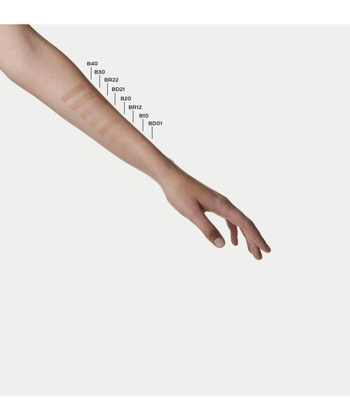 CHANEL（シャネル）の「レ ベージュ ヘルシー グロウ クッション クッション ファンデーション（フレッシュで明るいつやのある仕上がり）SPF 30/PA+++（ファンデーション・レディース・B10/BR12/B20/BD21/B30/BD01/B40/BR22・FREE）」の13枚目の写真