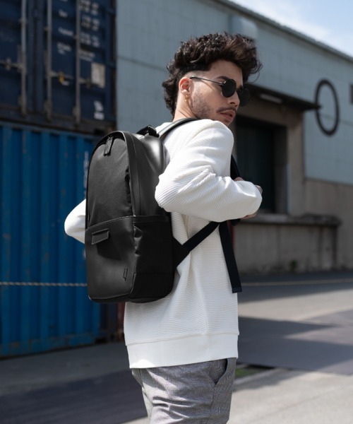 RAWLIFE(ロウライフ)の「TSOG/ティーエスオージー/MUKO シティリュック(バックパック/リュック・メンズ・アイボリー/ブラック/ネイビー・F)」の11枚目の写真