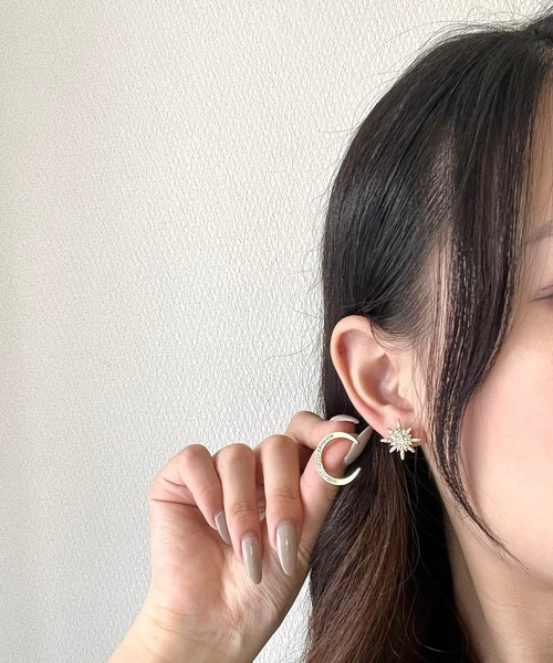 セール】アシンメトリー月と星のピアス（ピアス（両耳用