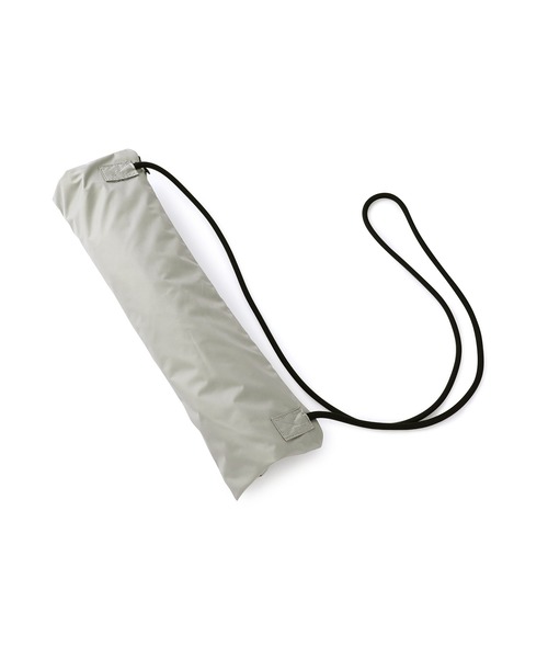 ADAM ET ROPE'（アダムエロペ）の「【U-DAY for ADAM ET ROPE'】Folding umbrella with Sacoche / 折りたたみ傘 / 晴雨兼用 / 男女兼用（折りたたみ傘・メンズ・グレー・FREE）」の6枚目の写真