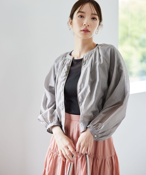 Andemiu（アンデミュウ）の「シアーブルゾン965978（ブルゾン・レディース・グレー/ネイビー/キャメル・FREE）」の2枚目の写真