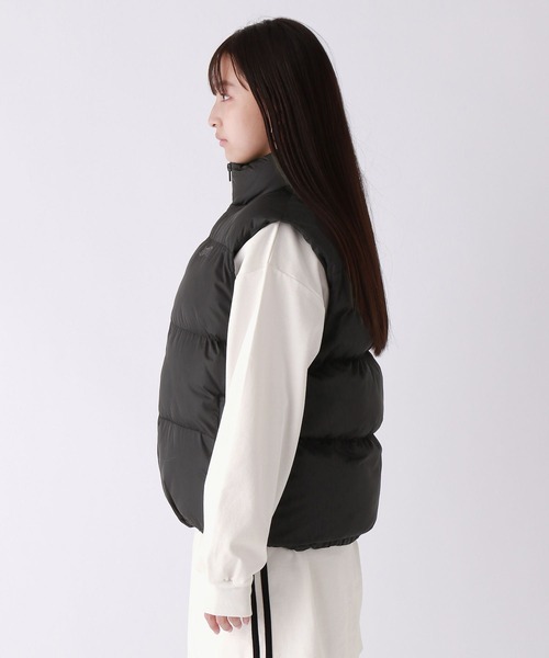 repipi armario(レピピ アルマリオ)の「パデットベスト(ダウンベスト・キッズ・ブラック/ブルー/ホワイト・LARGE/MEDIUM)」の8枚目の写真