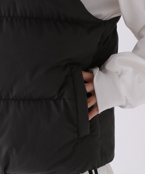 repipi armario(レピピ アルマリオ)の「パデットベスト(ダウンベスト・キッズ・ブラック/ブルー/ホワイト・LARGE/MEDIUM)」の12枚目の写真