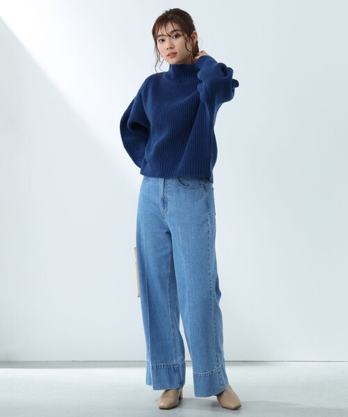 BEAMS HEART（ビームスハート）の「ボリュームスリーブ タートルネック プルオーバー（ウォッシャブル）（ニット/セーター・レディース・アイボリー/ブルー/モカ/マスタード/グリーン・FREE）」の19枚目の写真