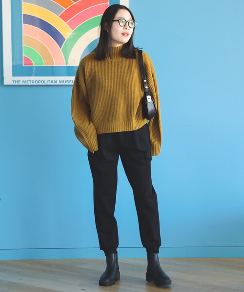 BEAMS HEART（ビームスハート）の「ボリュームスリーブ タートルネック プルオーバー（ウォッシャブル）（ニット/セーター・レディース・アイボリー/ブルー/モカ/マスタード/グリーン・FREE）」の6枚目の写真