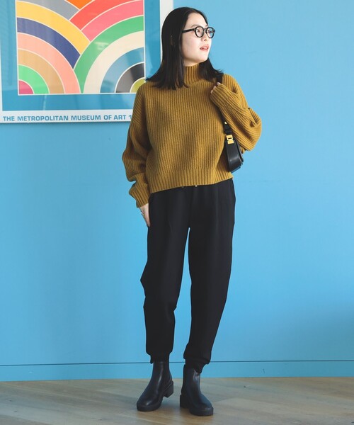 BEAMS HEART（ビームスハート）の「ボリュームスリーブ タートルネック プルオーバー（ウォッシャブル）（ニット/セーター・レディース・アイボリー/ブルー/モカ/マスタード/グリーン・FREE）」の7枚目の写真