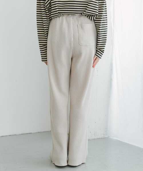 ITEMS URBANRESEARCH（アイテムズ アーバンリサーチ）の「ワッフルイージーパンツ（その他パンツ・レディース・ネイビー/ホワイト系その他/キャメル・FREE）」の8枚目の写真