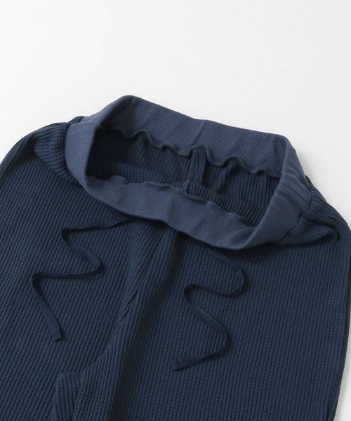 ITEMS URBANRESEARCH（アイテムズ アーバンリサーチ）の「ワッフルイージーパンツ（その他パンツ・レディース・ネイビー/ホワイト系その他/キャメル・FREE）」の15枚目の写真