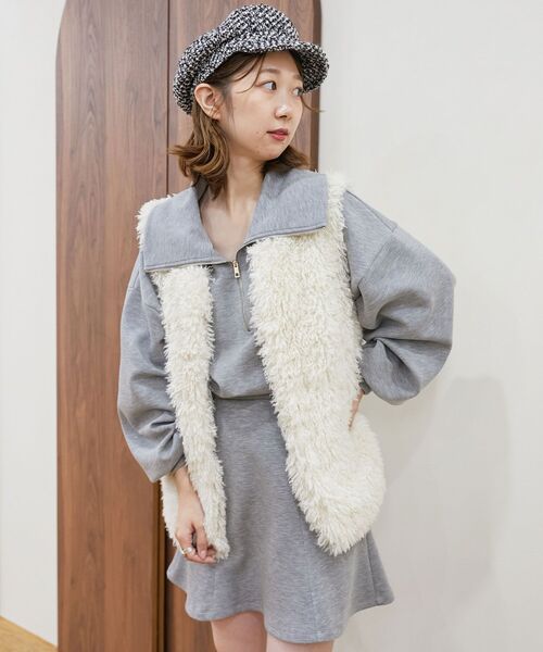 MAJESTIC LEGON（マジェスティックレゴン）の「ハーフジップミニワンピース（ワンピース・レディース・アイボリー/グレー/ブラック・MEDIUM）」の8枚目の写真