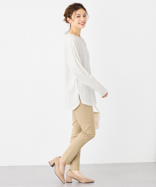 Viola e Viola（ヴィオラエヴィオラ）の「あったか綿１００％チュニックＴシャツ（チュニック・レディース・モカ/ホワイト/ブラック/チャコール・L/3L/LL/M）」の14枚目の写真
