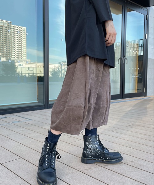rovtskiフェイクスエードコクーンパンツ rovtski（ロフトスキー）の「フェイクスエードコクーンパンツ
