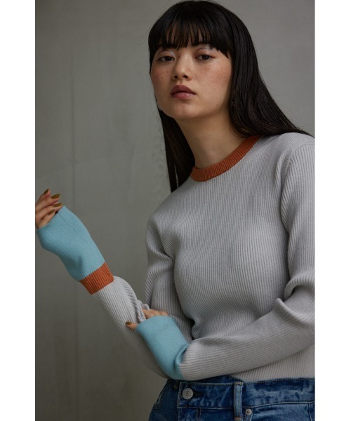 AZUL by moussy(アズールバイマウジー)の「グリッターリブ長袖ニットトップス(ニット/セーター・レディース・グレー/ブラック・SMALL/MEDIUM)」の4枚目の写真