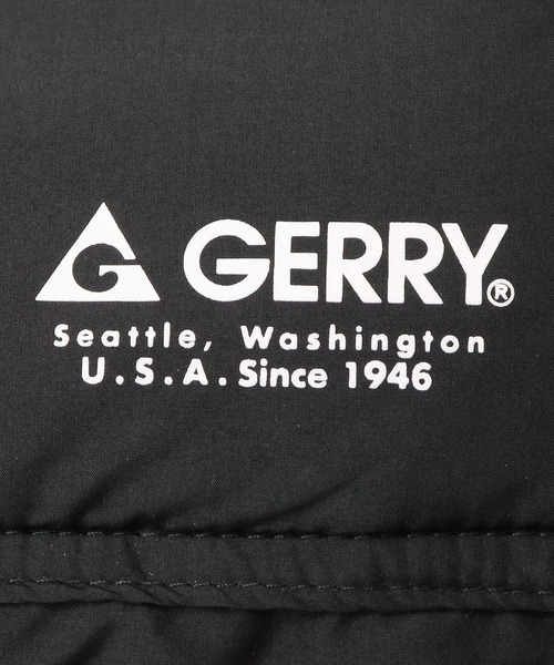 GERRY（ジェリー）の「ビッグシルエット 中綿 タフタポリ ポケット付き ダウンマフラー・ショール（マフラー・メンズ・ブラック・FREE）」の6枚目の写真