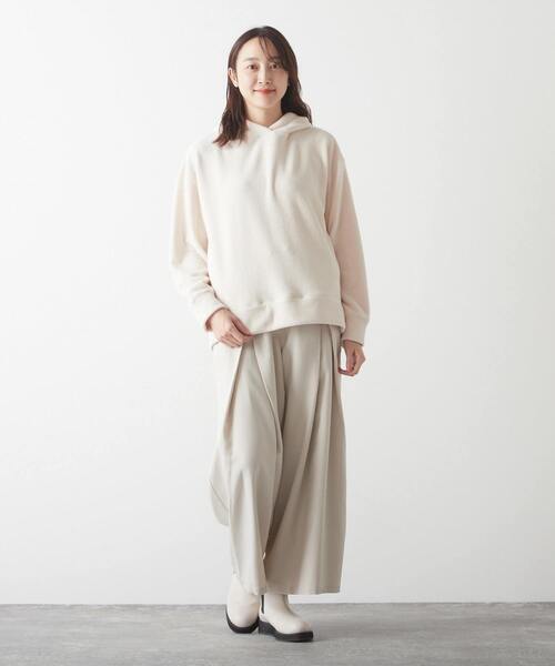 MELROSE claire（メルローズ クレール）の「【上品なフリース使い着心地よくデイリーなオシャレフーディー♪】（パーカー・レディース・キナリ/ブラック/チャコールグレー・FREE）」の4枚目の写真