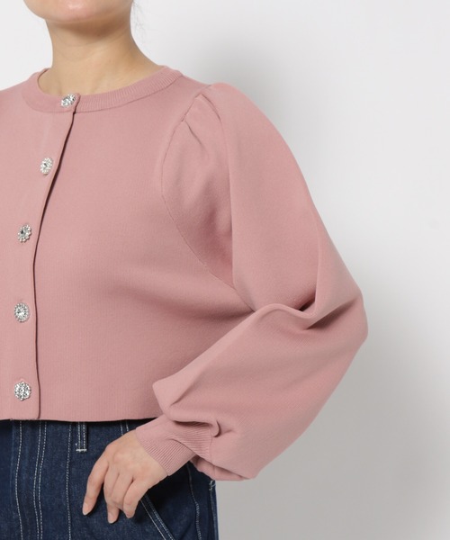 mysty woman(ミスティウーマン)の「ビジューボタンカーデ 101957(カーディガン/ボレロ・レディース・オフホワイト/ベージュ系その他/ピンク/ブラック・FREE)」の22枚目の写真