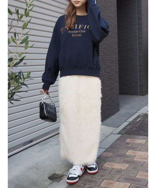 EVRIS（エヴリス）の「PACIFICA スウェットトップス（スウェット・レディース・ブラック/ネイビー/ホワイト・FREE）」の6枚目の写真