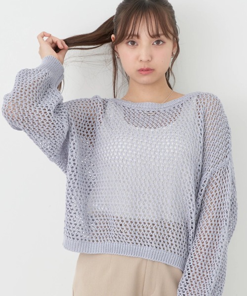 earth music&ecology(アースミュージックアンドエコロジー)の「スパンコールショートゆるニット(ニット/セーター・レディース・ブラック/アイボリー/ライム/サックスブルー・FREE)」の4枚目の写真